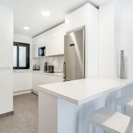 Apartament By Riva - Beautiful 1 Bedroom Chic In Banus Gardens