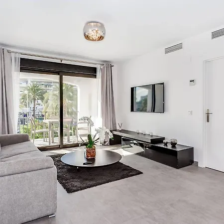 By Riva - Beautiful 1 Bedroom Chic In Banus Gardens 公寓 *