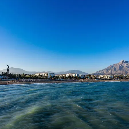 By Riva - Beautiful 1 Bedroom Chic In Banus Gardens