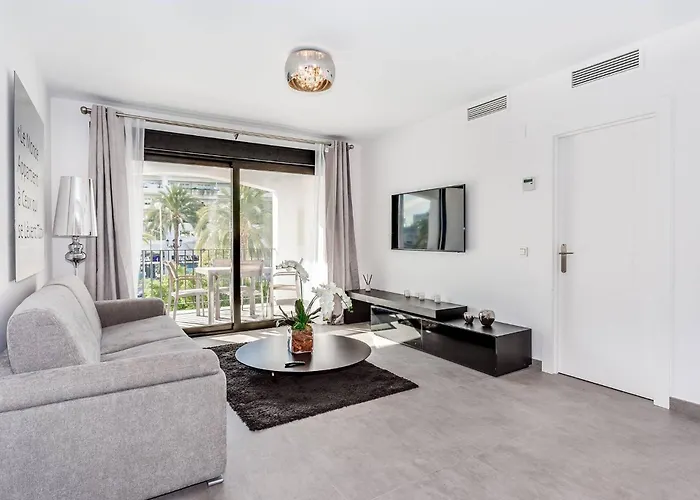 By Riva - Beautiful 1 Bedroom Chic In Banus Gardens Apartamento *