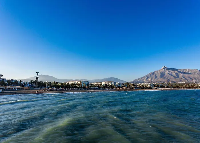 By Riva - Beautiful 1 Bedroom Chic In Banus Gardens