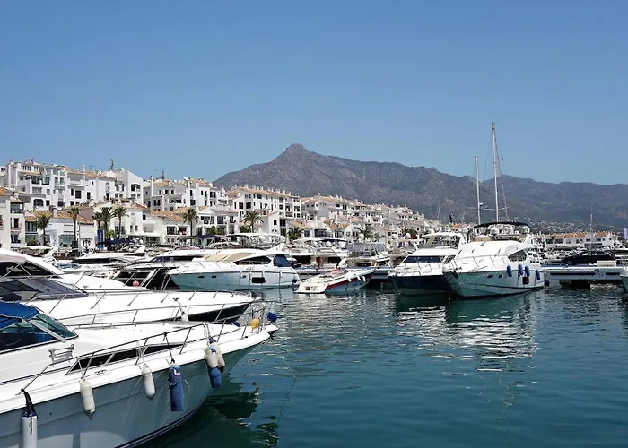 By Riva - Beautiful 1 Bedroom Chic In Banus Gardens