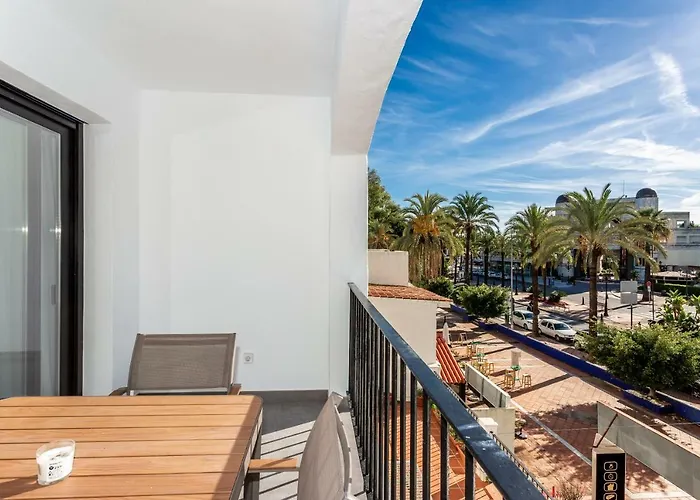 By Riva - Beautiful 1 Bedroom Chic In Banus Gardens Apartman *