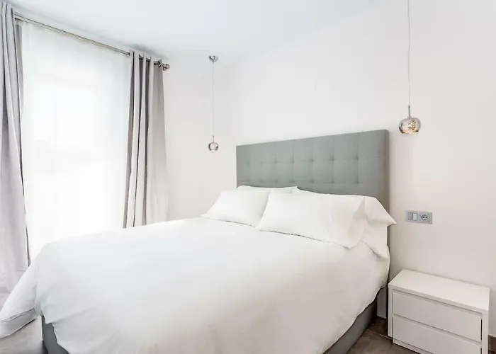 By Riva - Beautiful 1 Bedroom Chic In Banus Gardens