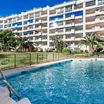 By Riva - Beautiful 1 Bedroom Chic In Banus Gardens Daire