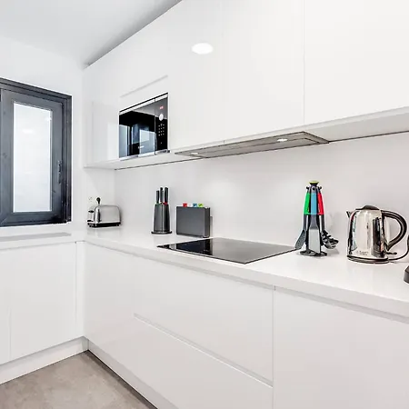 By Riva - Beautiful 1 Bedroom Chic In Banus Gardens