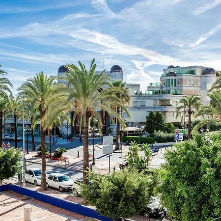 By Riva - Beautiful 1 Bedroom Chic In Banus Gardens Daire